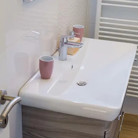 Simoni Zd Apartment *